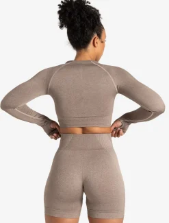 ADAPT 2.0 Seamless Crop Top Fawn