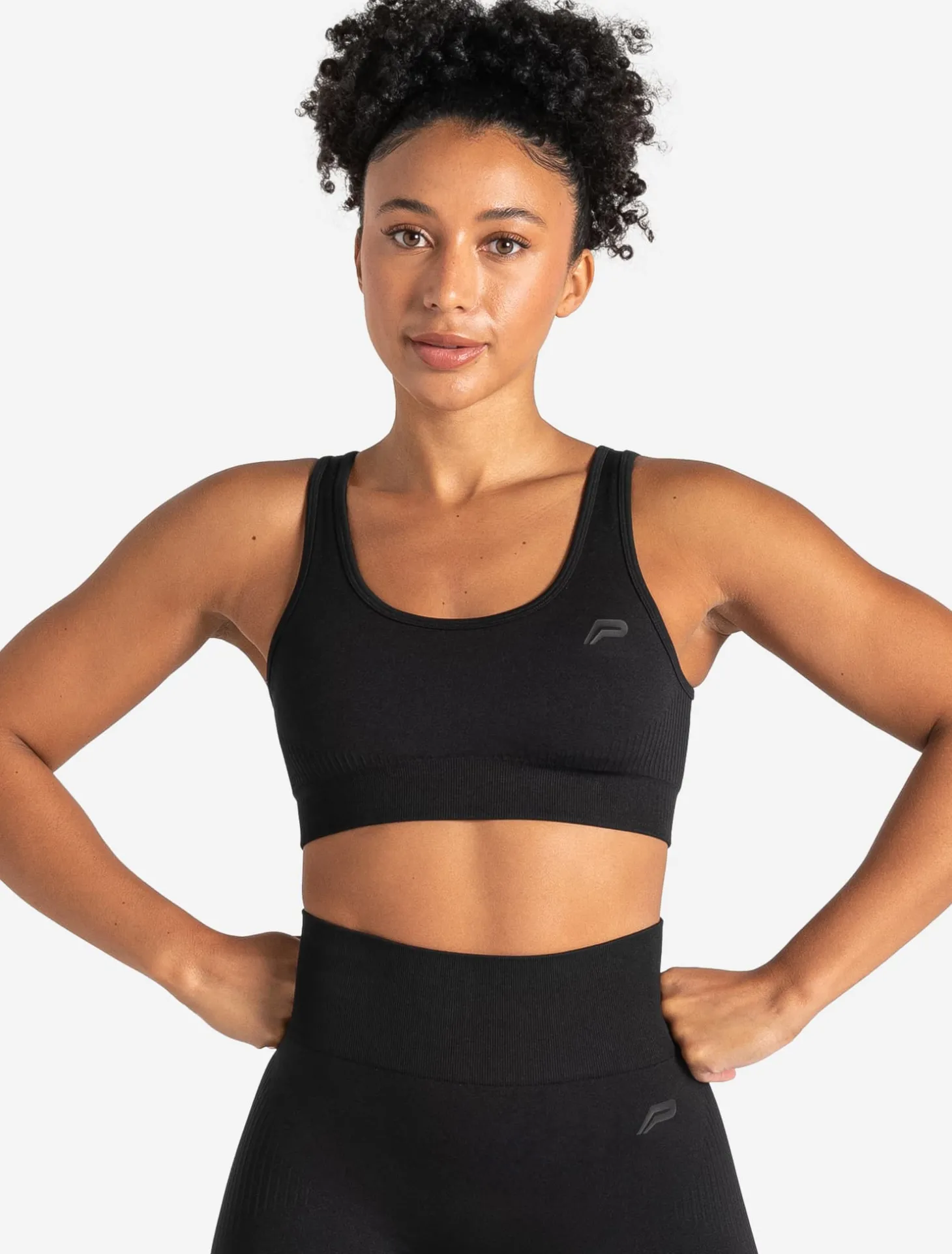 ADAPT 2.0 Seamless Sports Bra Blackout