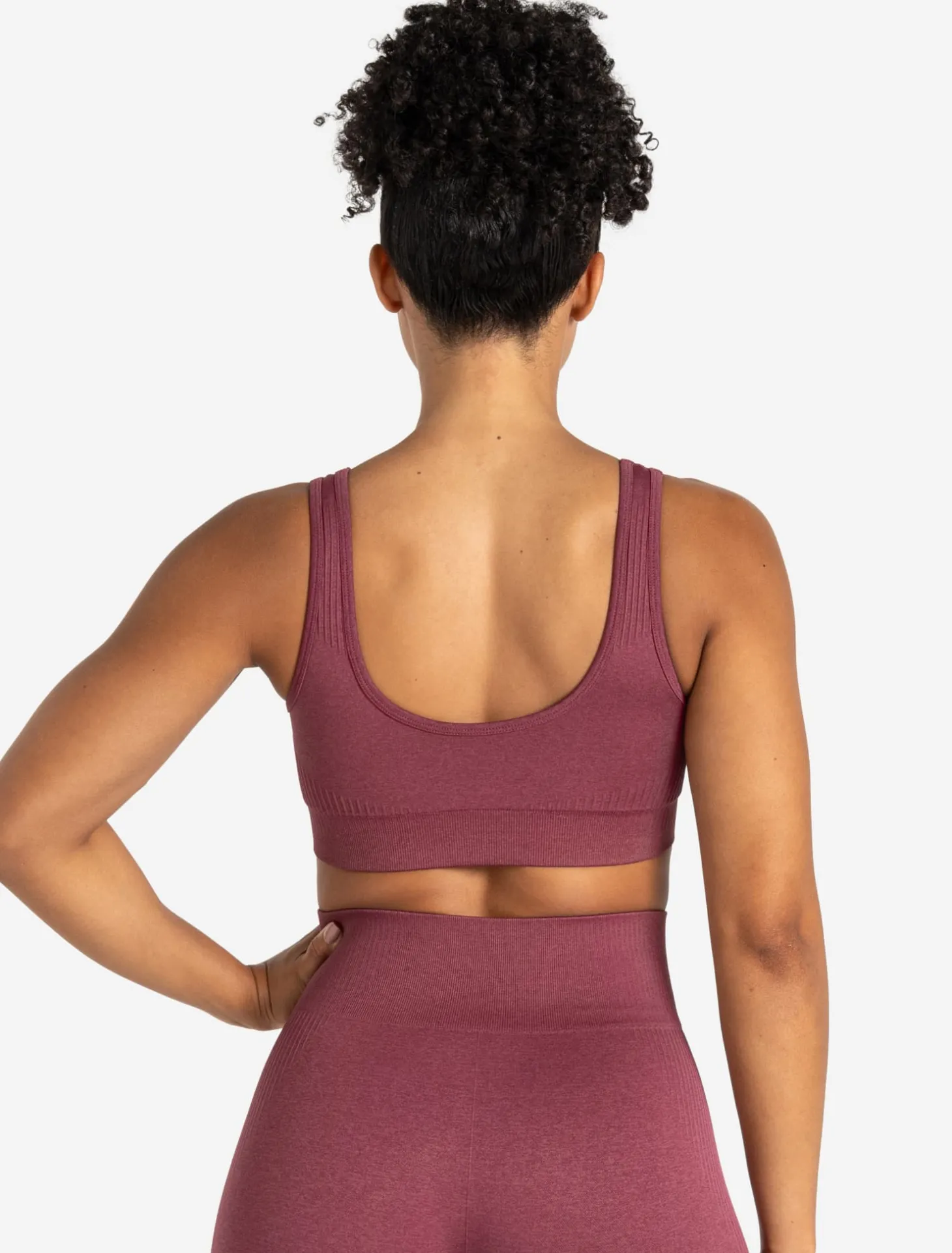 ADAPT 2.0 Seamless Sports Bra Magenta