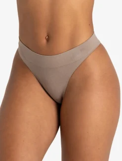 ADAPT 2.0 Seamless Thong Fawn