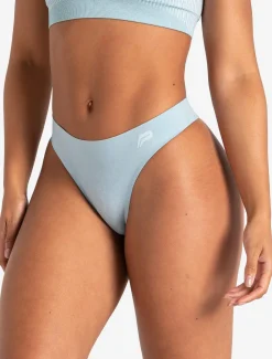 ADAPT 2.0 Seamless Thong Sky Blue