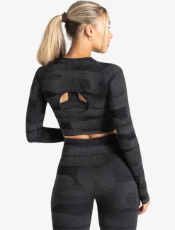 Boost Seamless Long Sleeve Crop Top Black