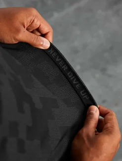 Camo Seamless T-Shirt Black