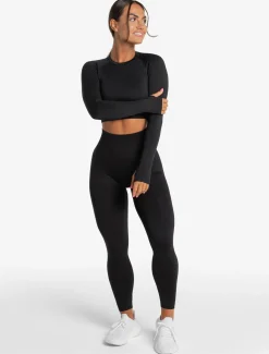 Core Seamless Long Sleeve Crop Top Blackout