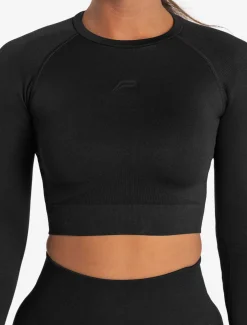 Core Seamless Long Sleeve Crop Top Blackout