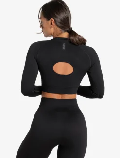 Core Seamless Long Sleeve Crop Top Blackout