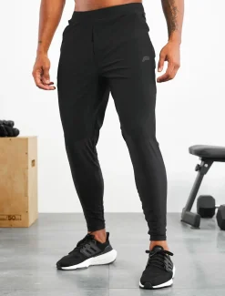 Hybrid Agility Joggers Black