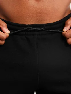 Icon Tapered Shorts Black