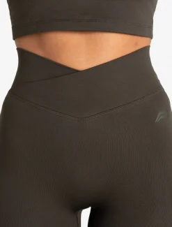 Sculpt Seamless Scrunch Shorts Olive