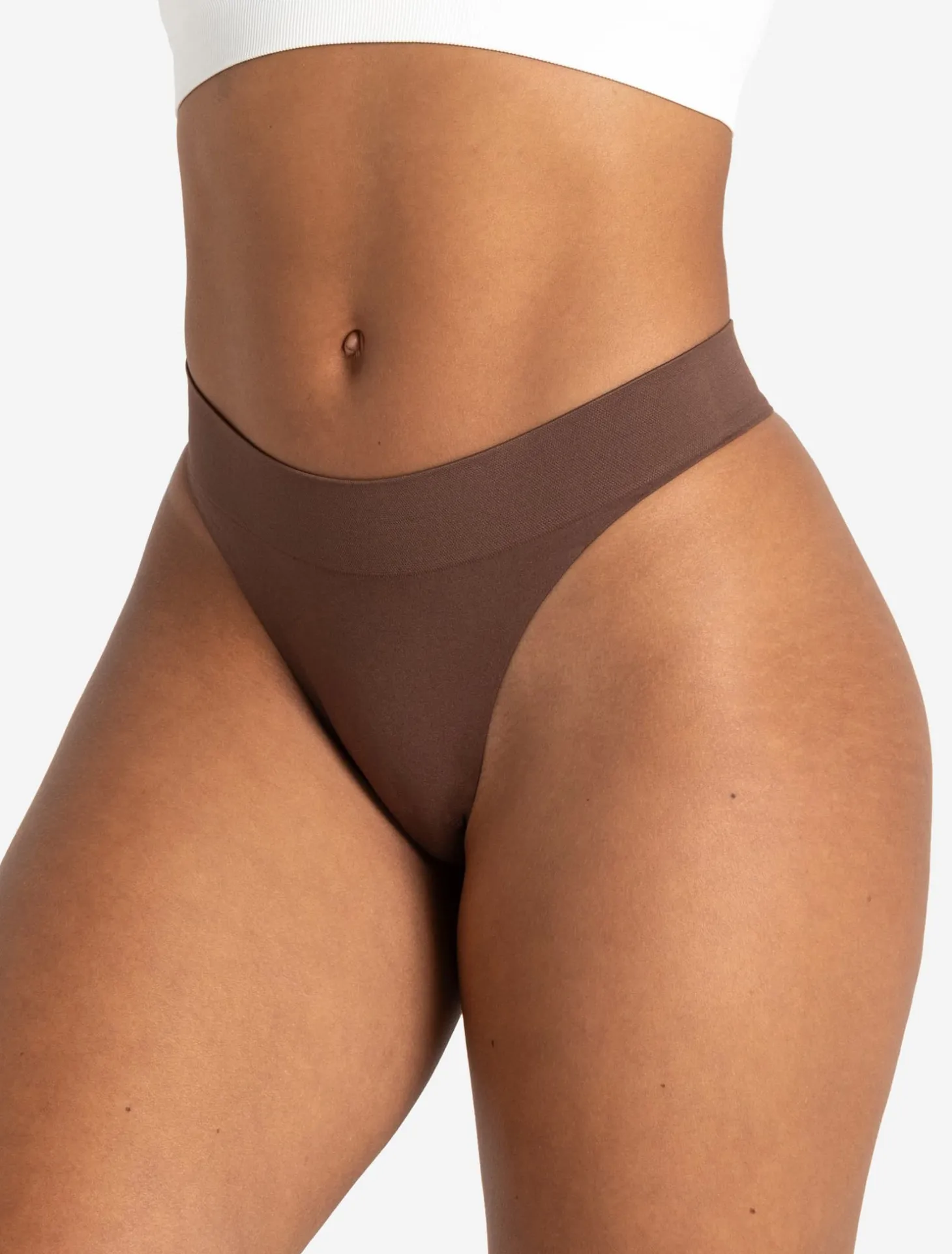 Seamless Thong Cocoa