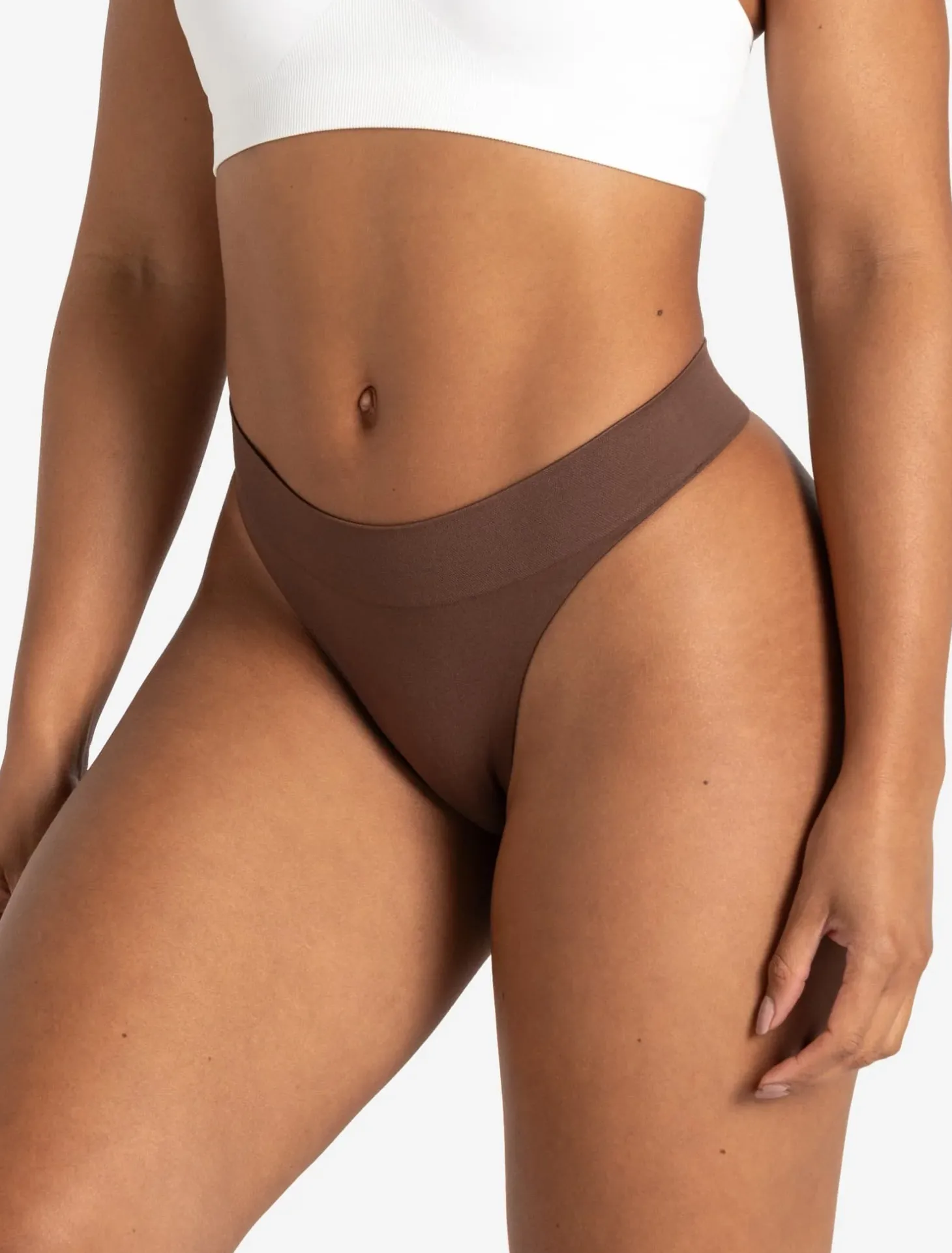 Seamless Thong Cocoa