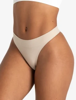 Seamless Thong Cream