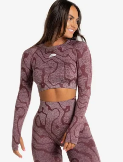 Sustainable Seamless Long Sleeve Crop Top Burgundy