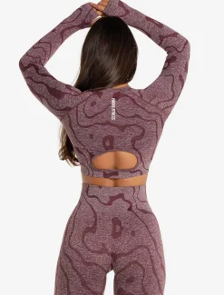 Sustainable Seamless Long Sleeve Crop Top Burgundy