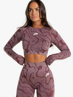 Sustainable Seamless Long Sleeve Crop Top Burgundy