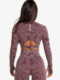 Sustainable Seamless Long Sleeve Crop Top Burgundy