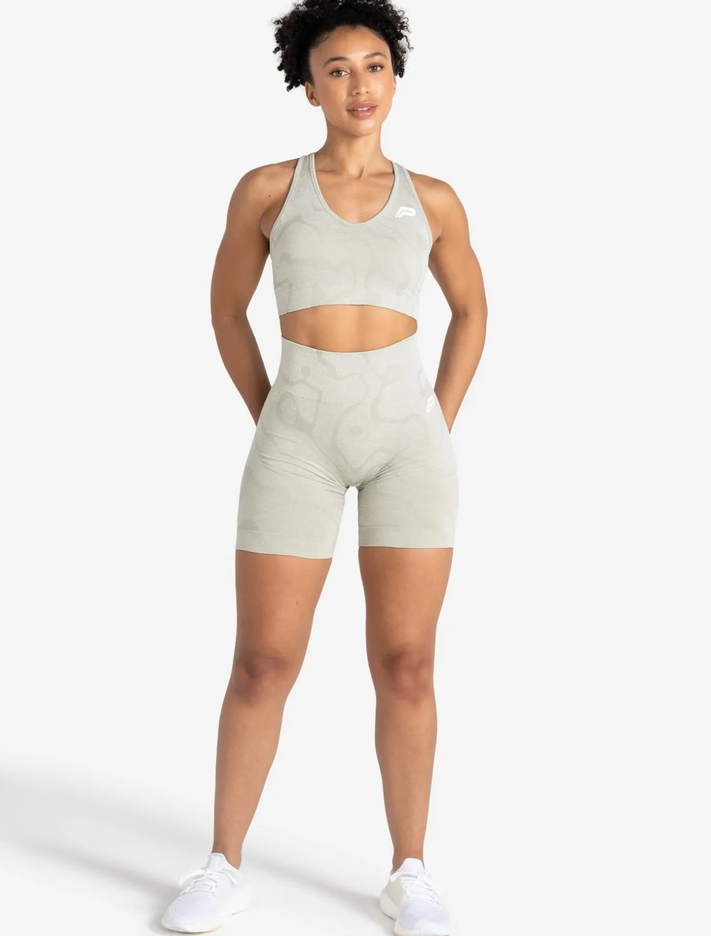 Sustainable Seamless Shorts Sage Green