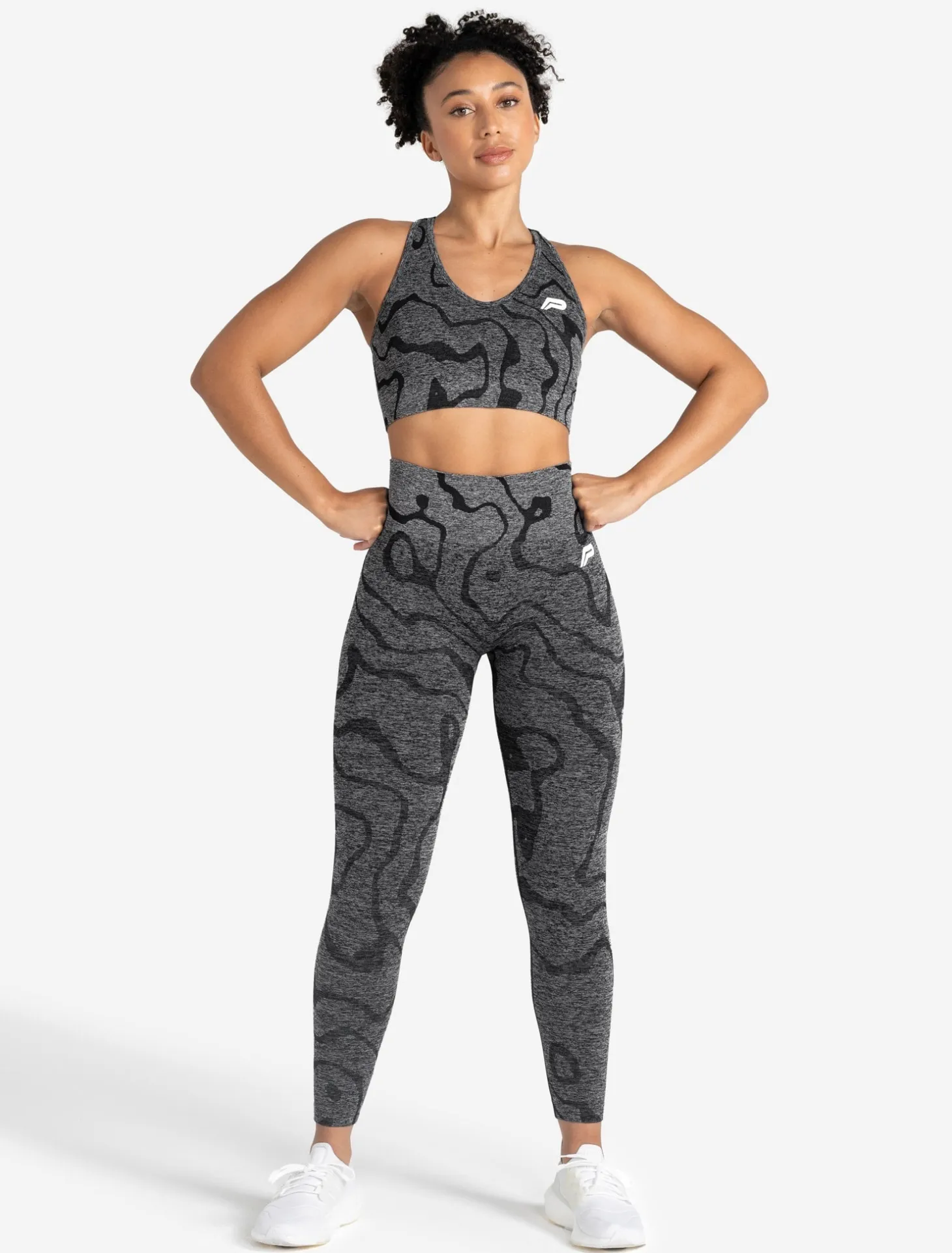 Sustainable Seamless Sports Bra Black