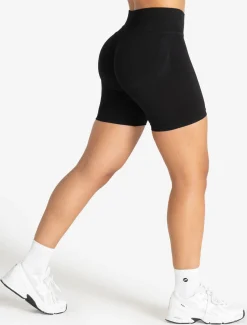 Training Seamless Scrunch Shorts Black